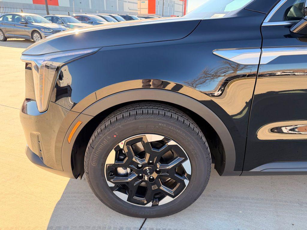 new 2026 Kia Sorento car, priced at $33,182