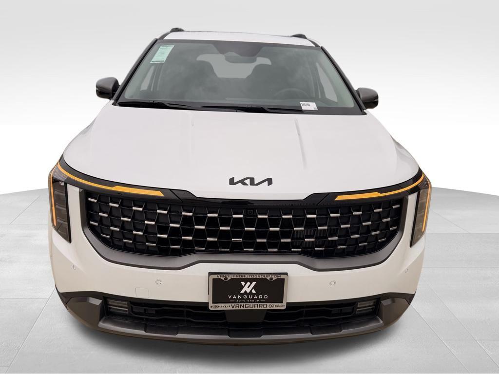 new 2026 Kia Carnival Hybrid car, priced at $53,604