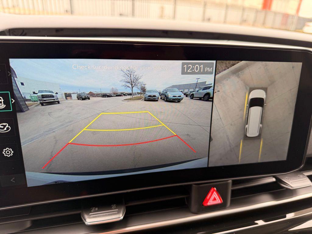 new 2026 Kia Carnival Hybrid car, priced at $53,604