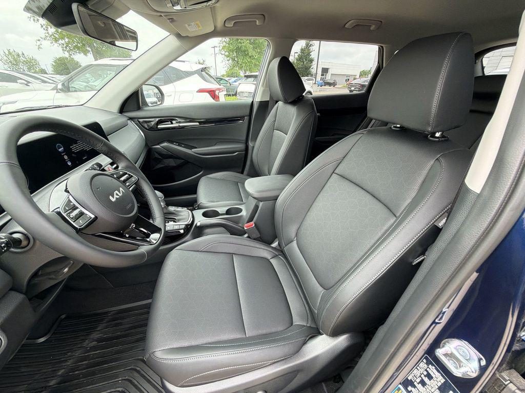 new 2026 Kia Seltos car, priced at $25,679