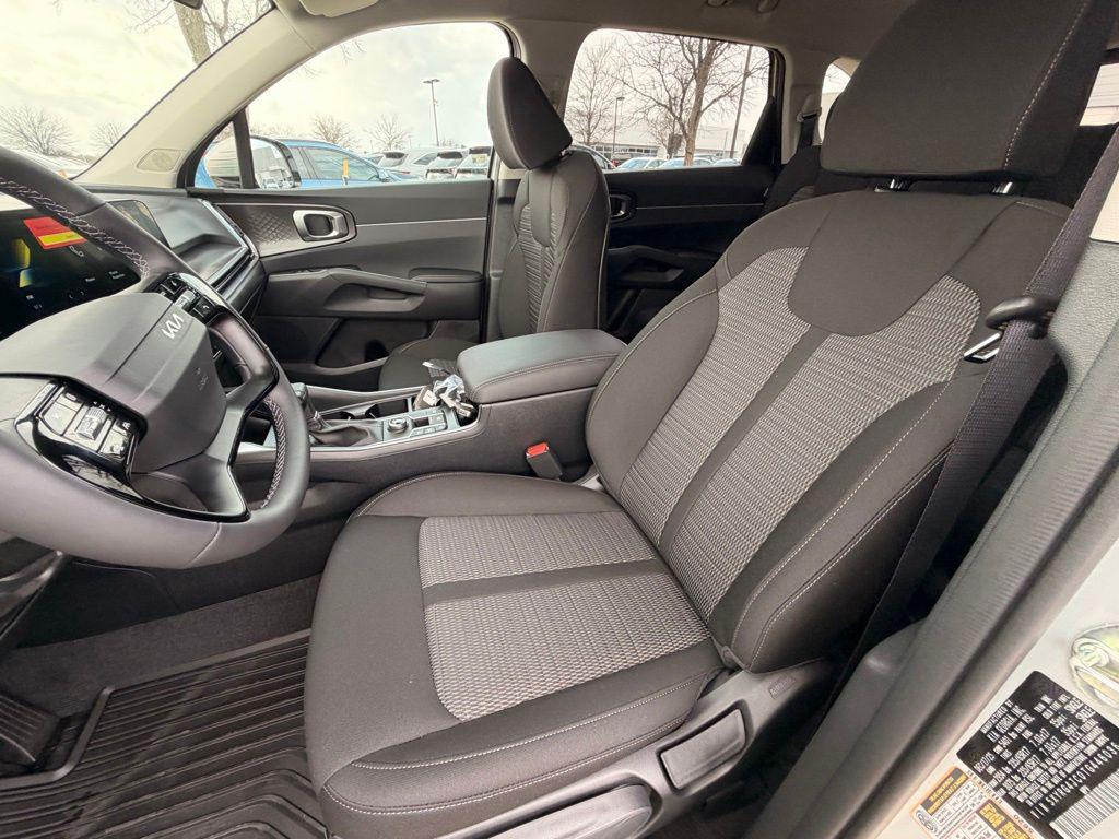 new 2026 Kia Sorento car, priced at $30,607