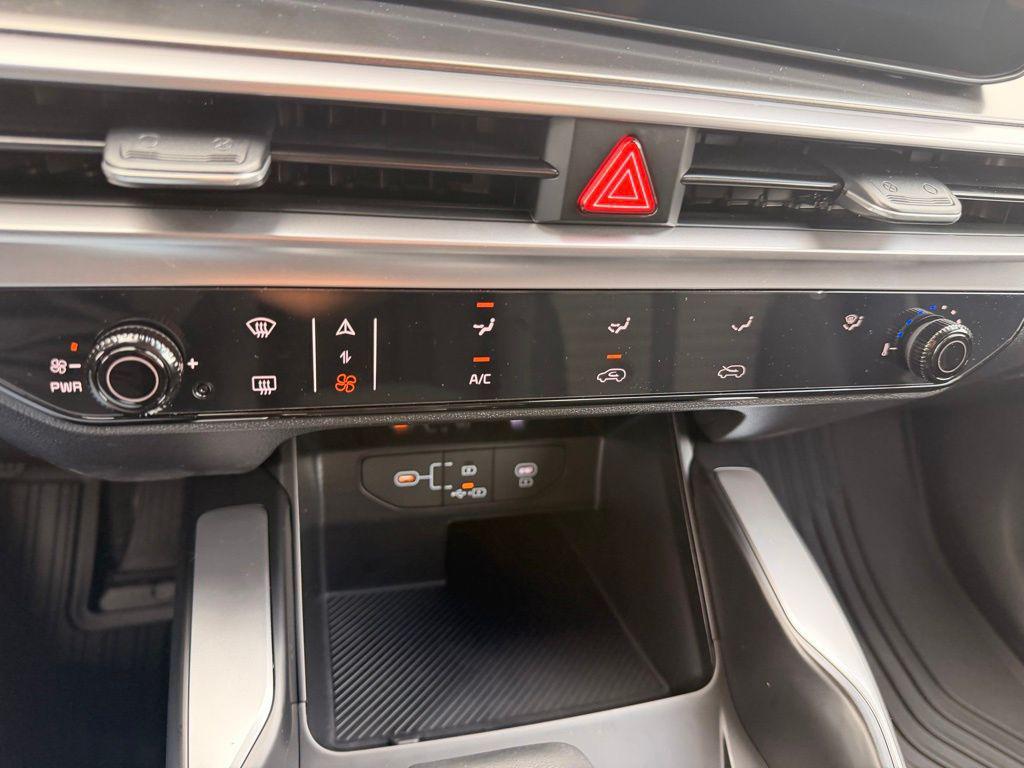 new 2026 Kia Sorento car, priced at $30,607