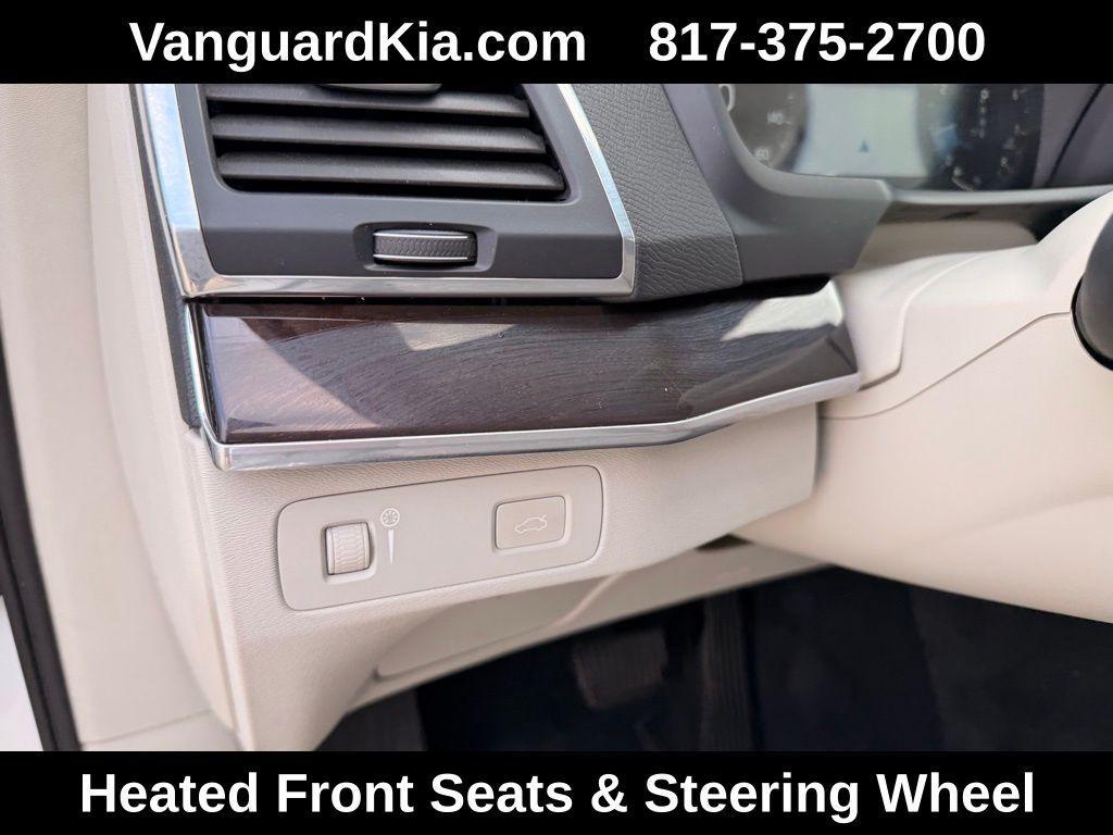 used 2019 Volvo XC90 car, priced at $18,950