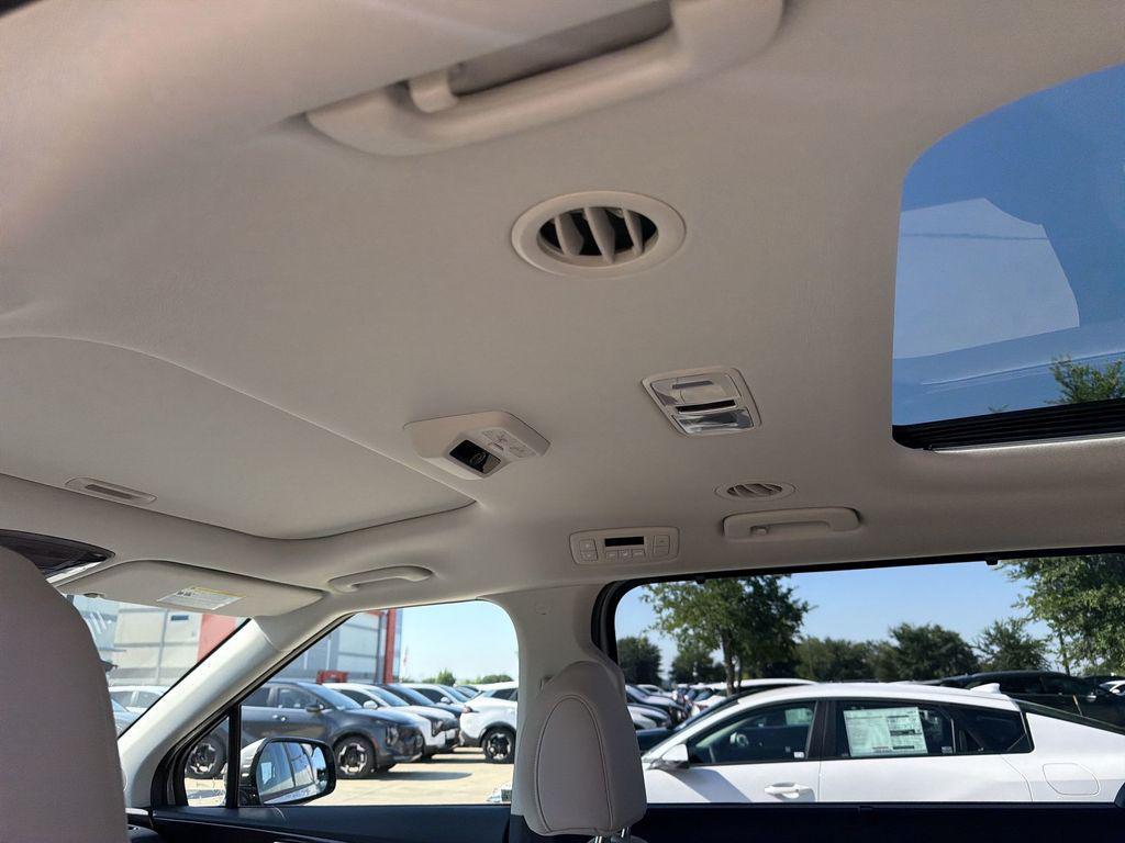new 2026 Kia Carnival car, priced at $45,540