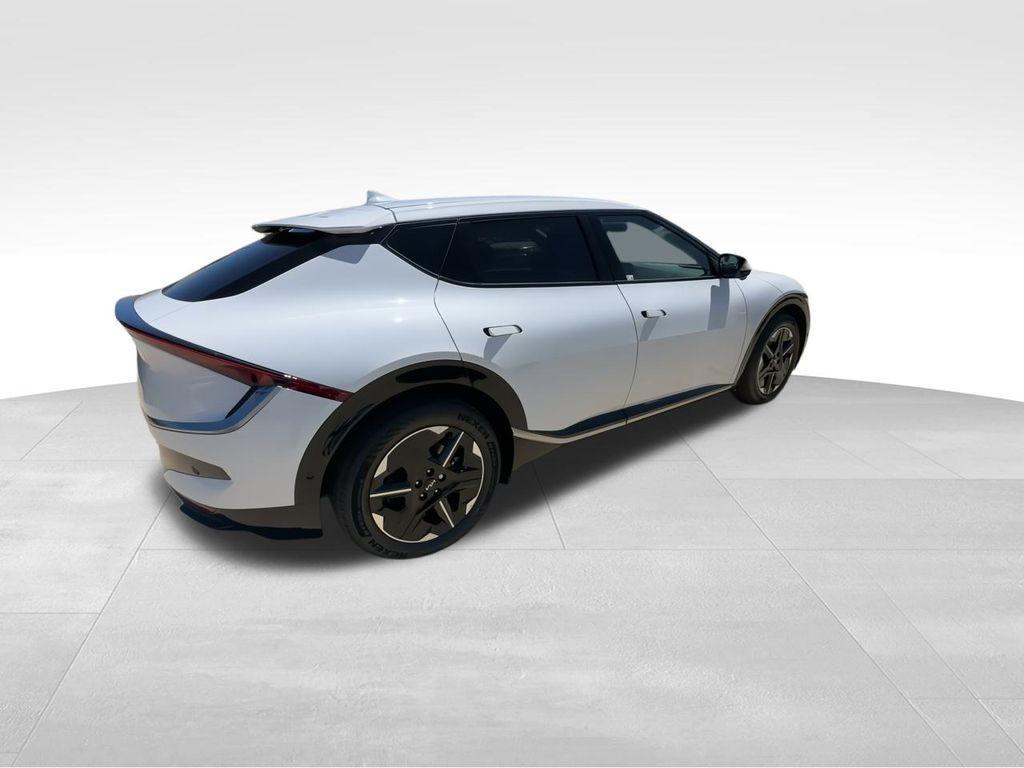 new 2025 Kia EV6 car, priced at $44,373