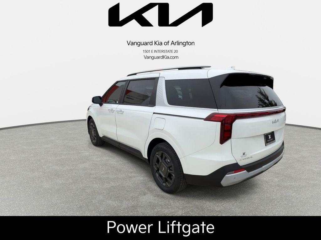 new 2026 Kia Carnival Hybrid car, priced at $42,689