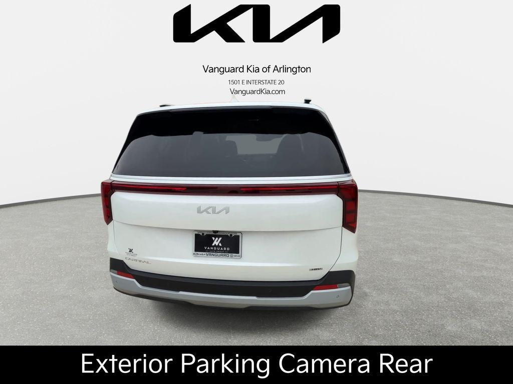 new 2026 Kia Carnival Hybrid car, priced at $42,689