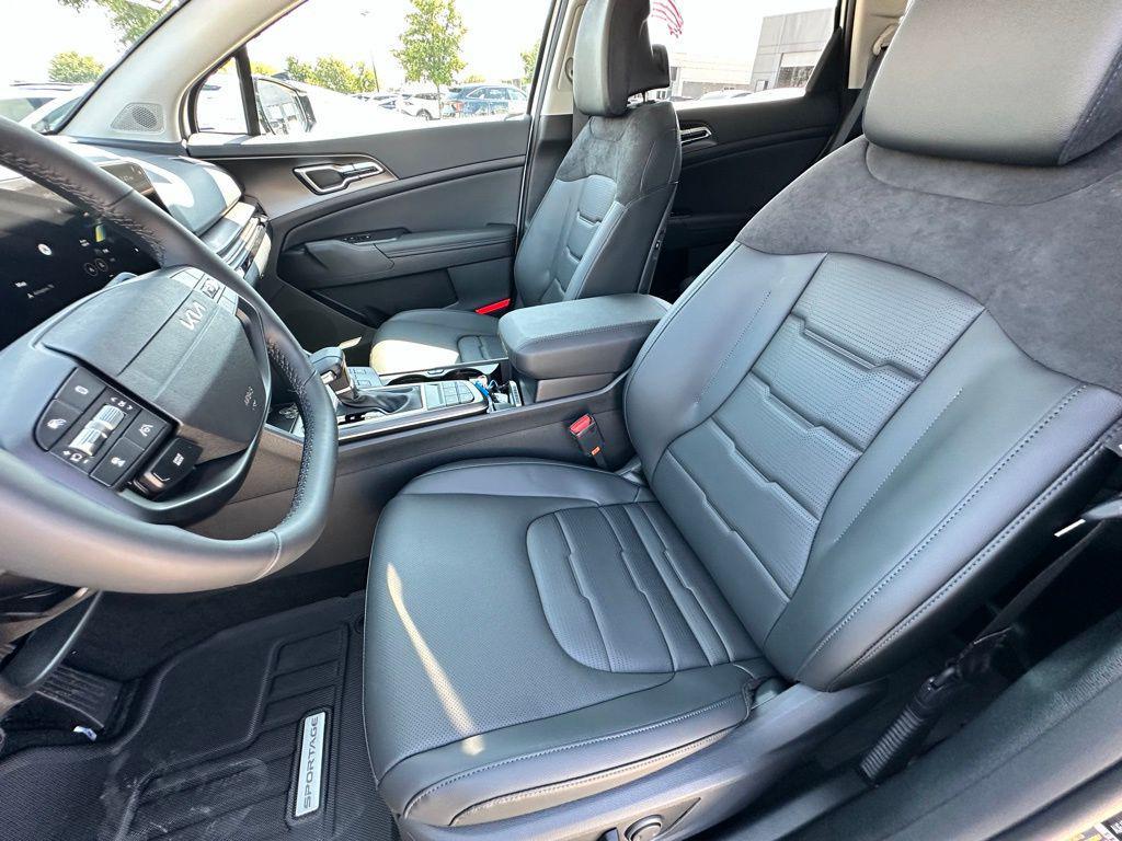 new 2026 Kia Sportage car, priced at $34,627