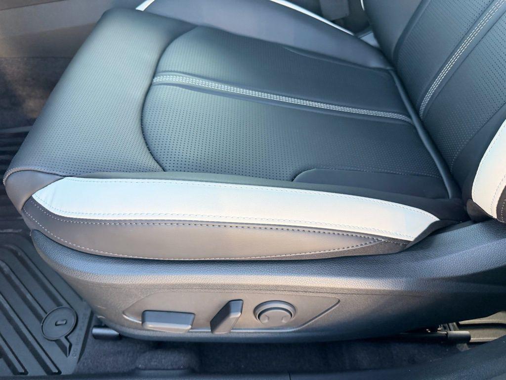 new 2026 Kia K5 car, priced at $29,658