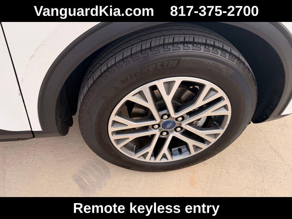 used 2022 Ford Escape car, priced at $18,977