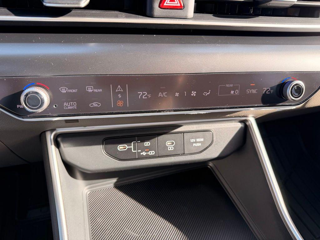 new 2026 Kia Carnival car, priced at $36,514