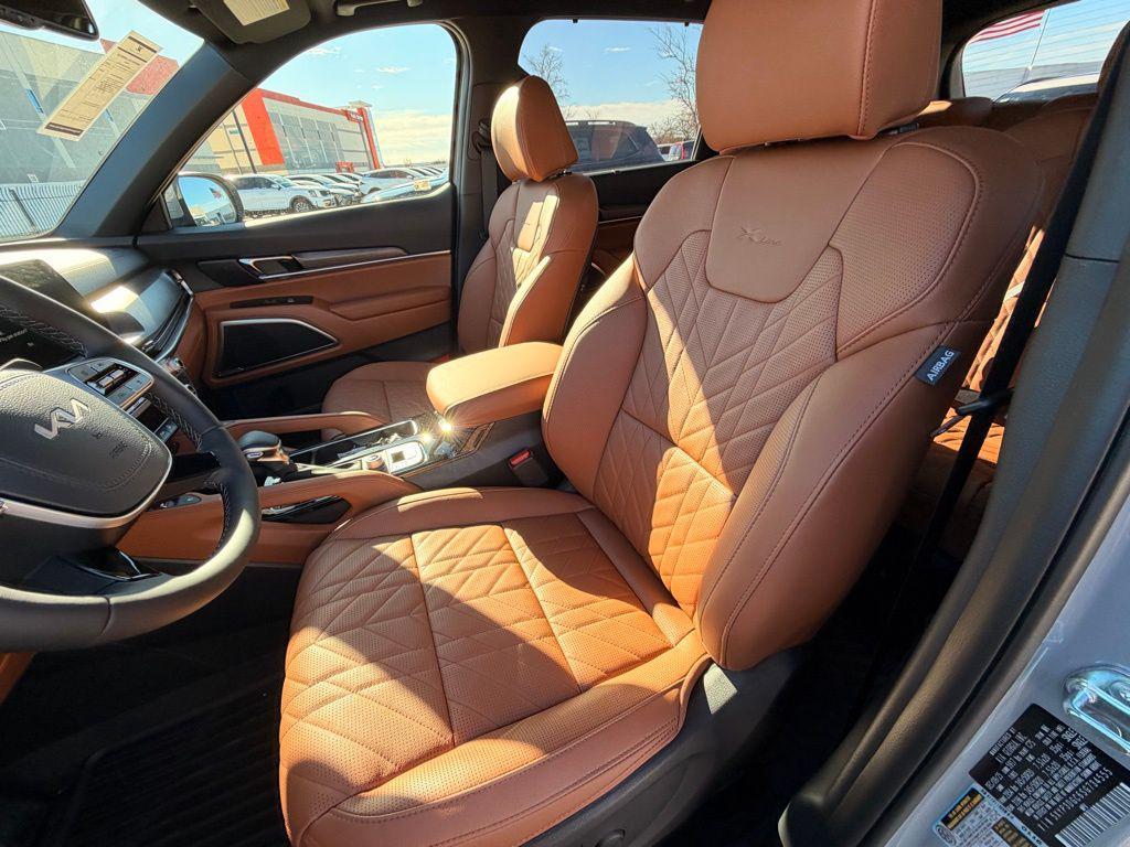 new 2025 Kia Telluride car, priced at $42,737