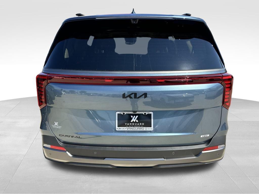 new 2026 Kia Carnival Hybrid car, priced at $52,049