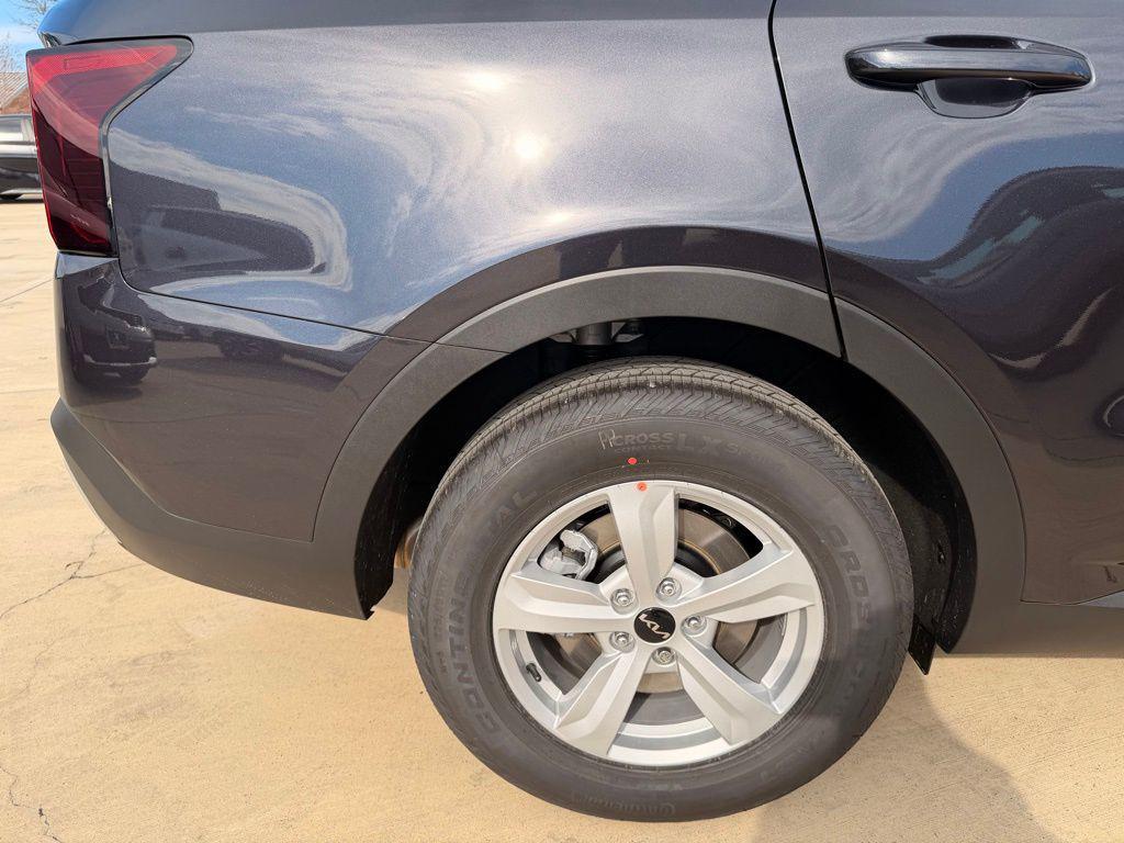 new 2026 Kia Sorento car, priced at $30,777