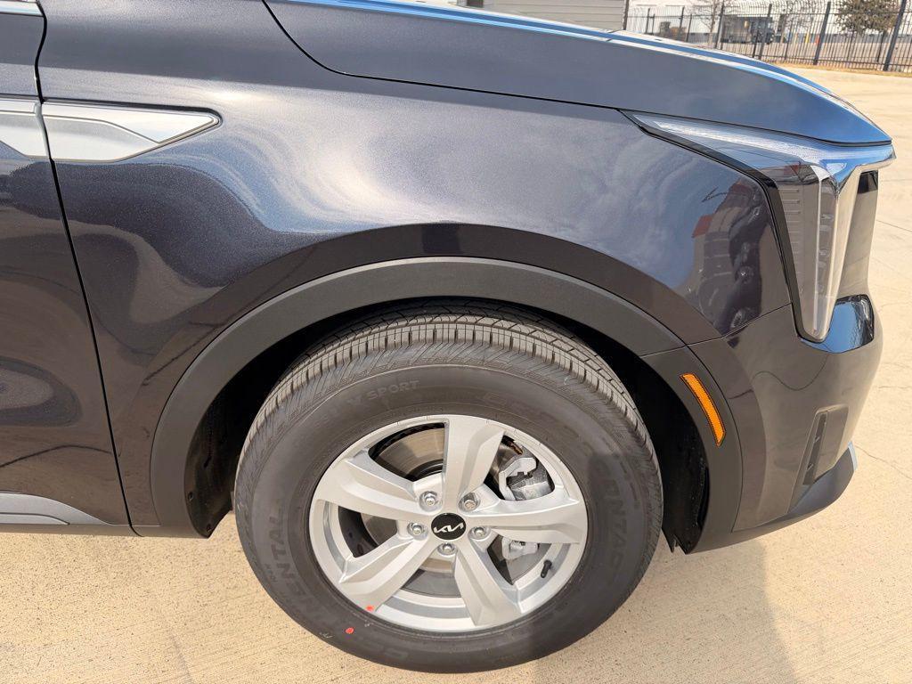 new 2026 Kia Sorento car, priced at $30,777