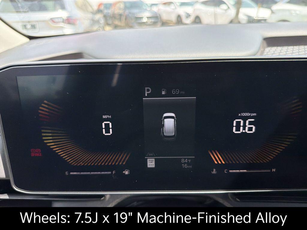 new 2026 Kia Carnival car, priced at $40,573