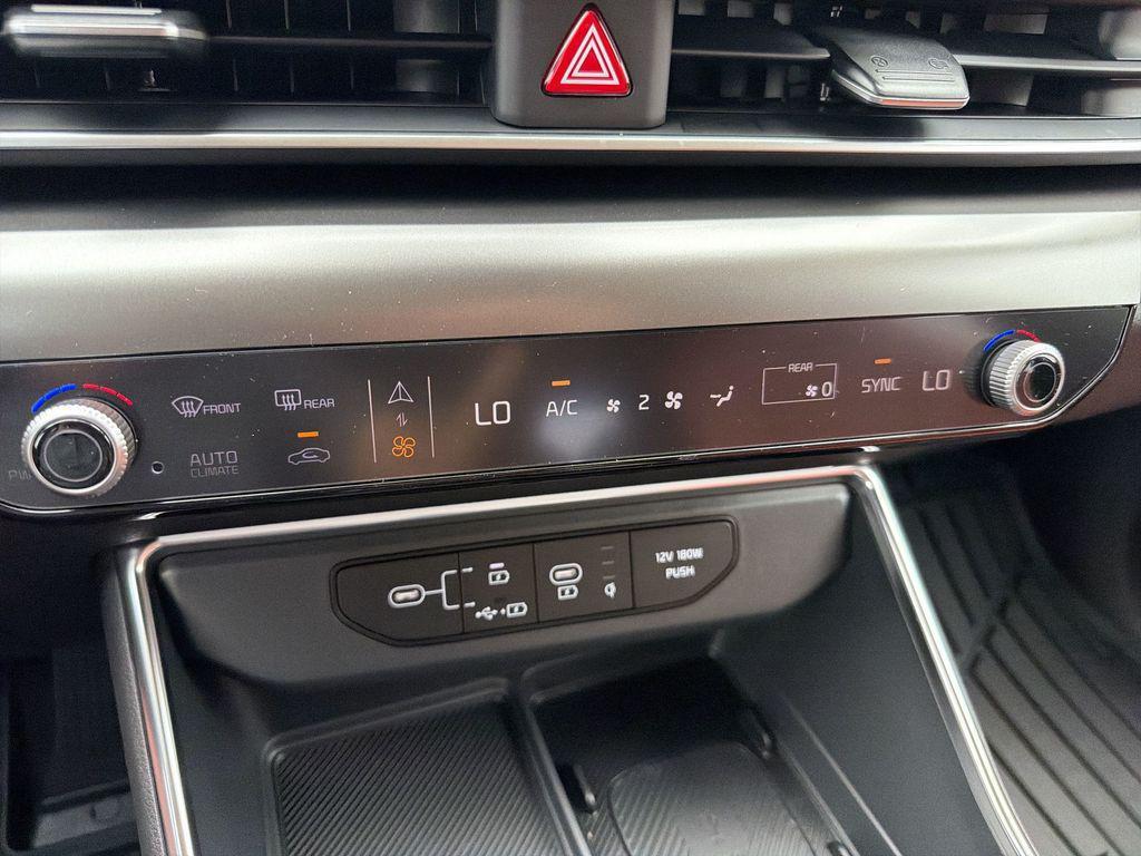 new 2026 Kia Carnival car, priced at $46,047