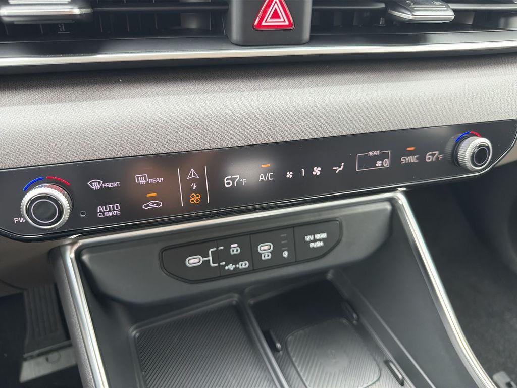 new 2026 Kia Carnival car, priced at $44,467