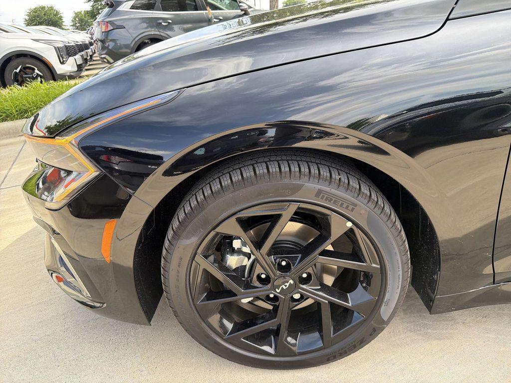 new 2026 Kia K5 car, priced at $29,328
