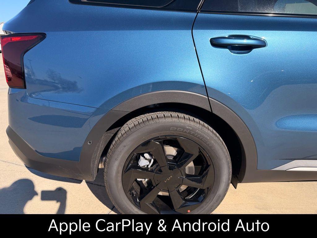 new 2026 Kia Sorento Hybrid car, priced at $43,678