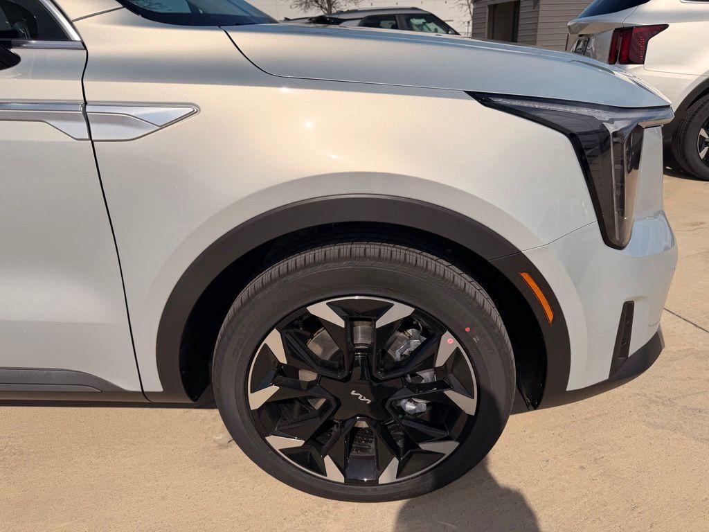 new 2026 Kia Sorento car, priced at $36,177