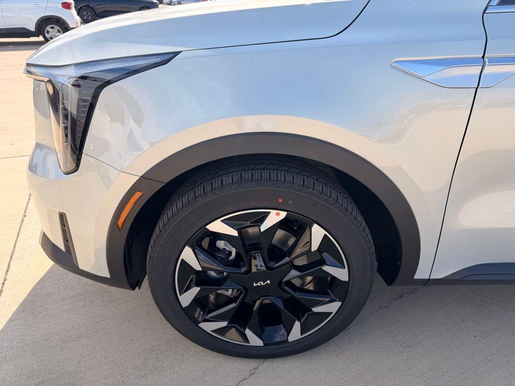 new 2026 Kia Sorento car, priced at $36,177