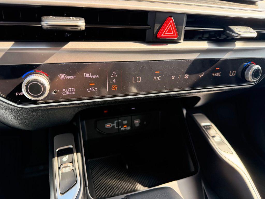 new 2026 Kia Sorento car, priced at $36,177