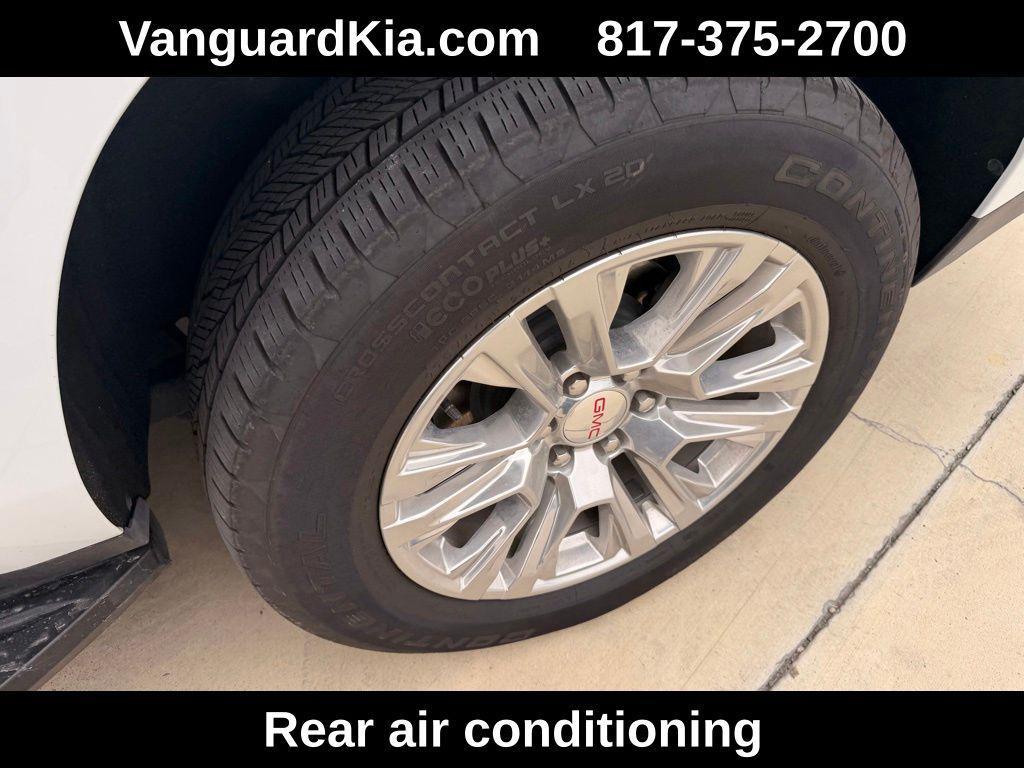 used 2025 GMC Yukon XL car, priced at $65,995
