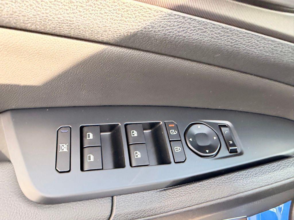 new 2026 Kia Sportage car, priced at $30,179