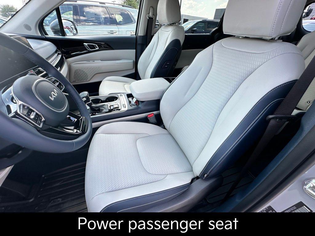 new 2026 Kia Carnival car, priced at $48,524