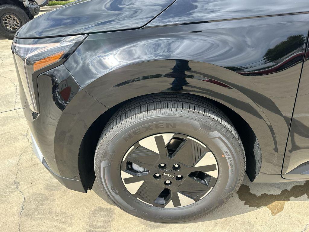 new 2026 Kia Carnival Hybrid car, priced at $38,662