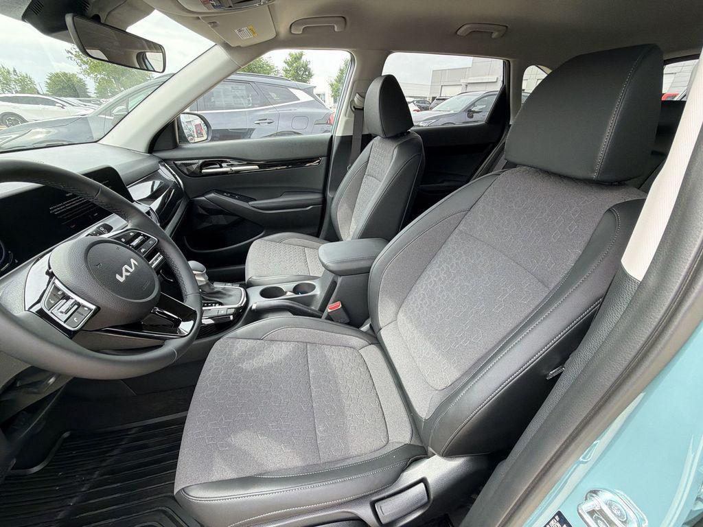 new 2026 Kia Seltos car, priced at $25,599