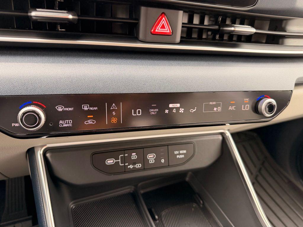 new 2026 Kia Carnival Hybrid car, priced at $40,340