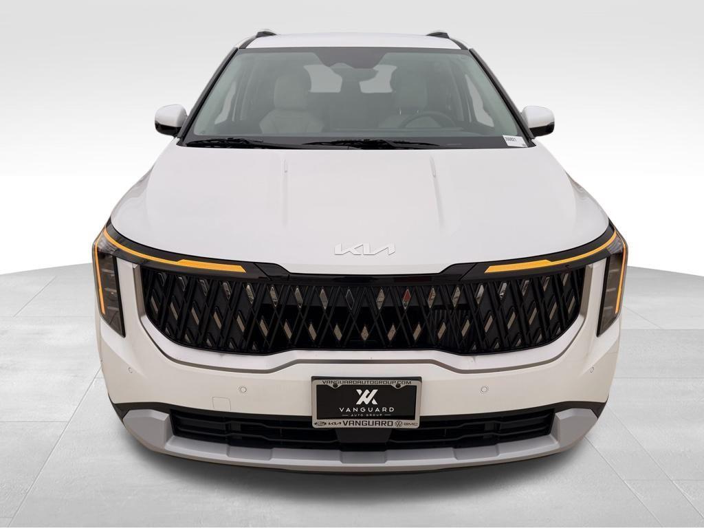 new 2026 Kia Carnival Hybrid car, priced at $40,340