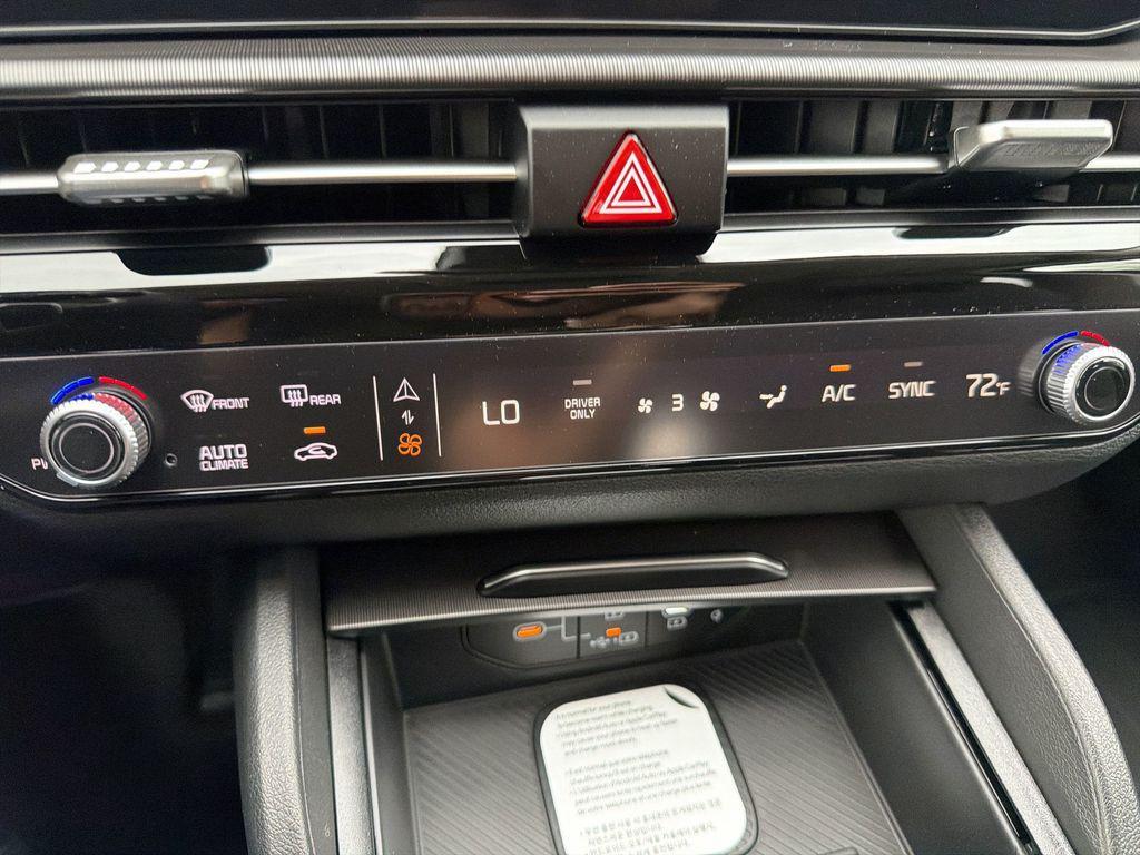 new 2026 Kia Sportage Hybrid car, priced at $38,057