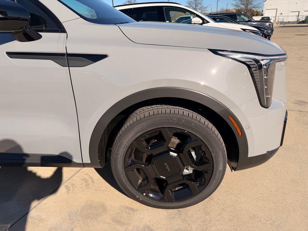new 2026 Kia Sorento car, priced at $44,052