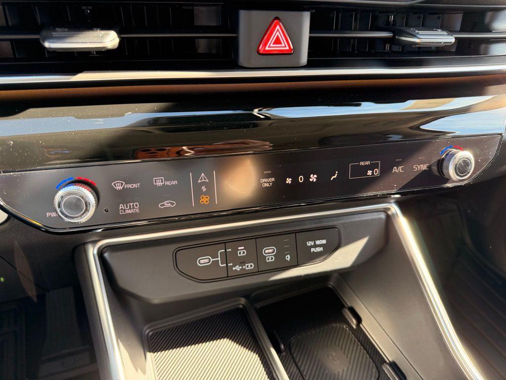 new 2026 Kia Carnival Hybrid car, priced at $51,186