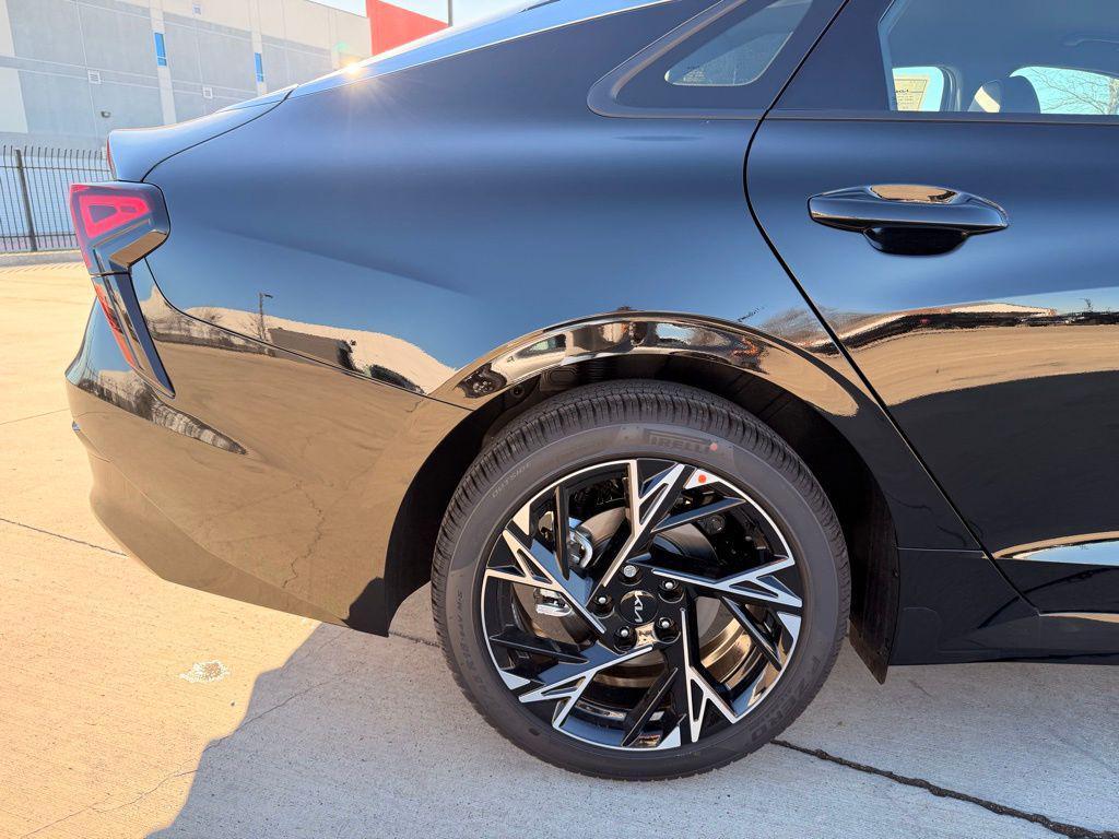 new 2026 Kia K5 car, priced at $27,313