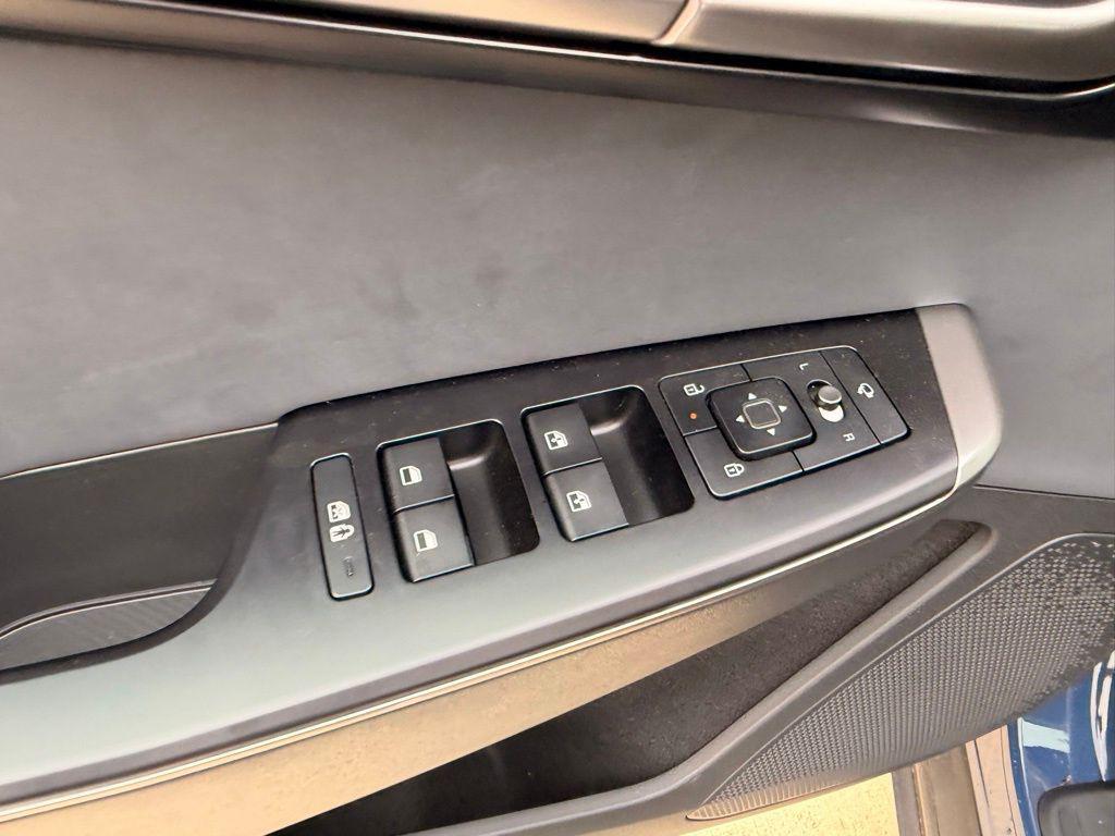 new 2025 Kia EV6 car, priced at $37,979