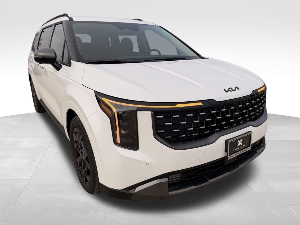 new 2026 Kia Carnival Hybrid car, priced at $47,384