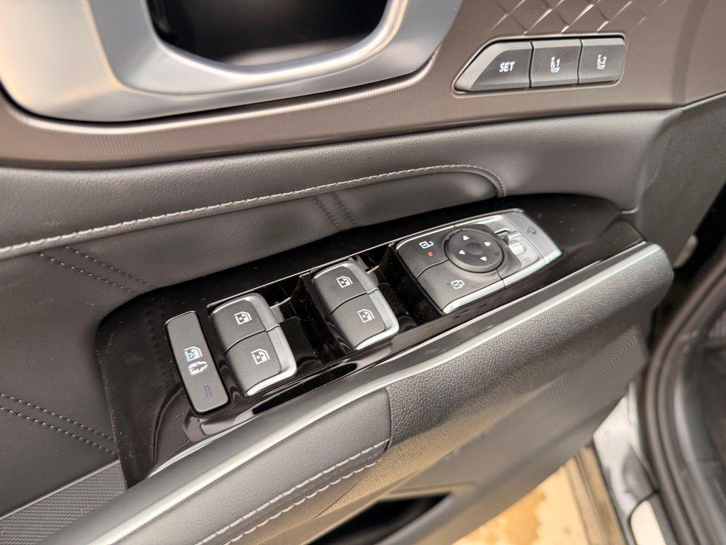 new 2026 Kia Sorento car, priced at $42,994