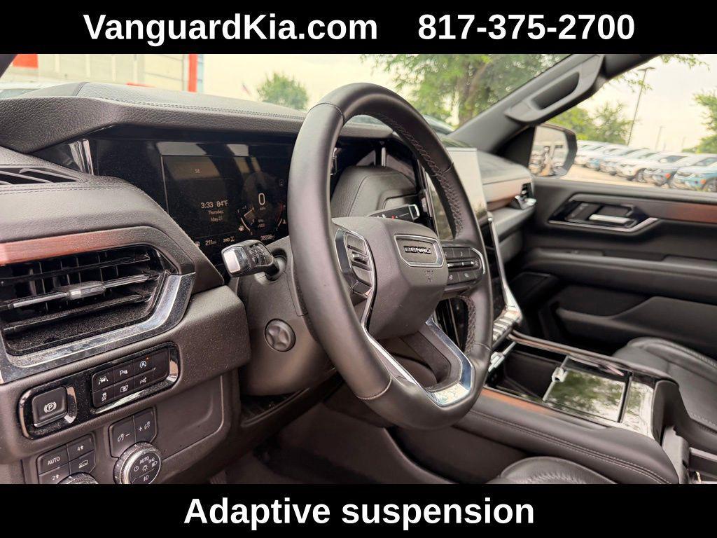 used 2025 GMC Yukon car, priced at $62,995