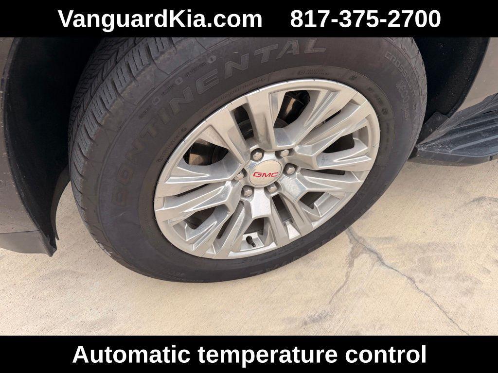 used 2025 GMC Yukon car, priced at $62,995