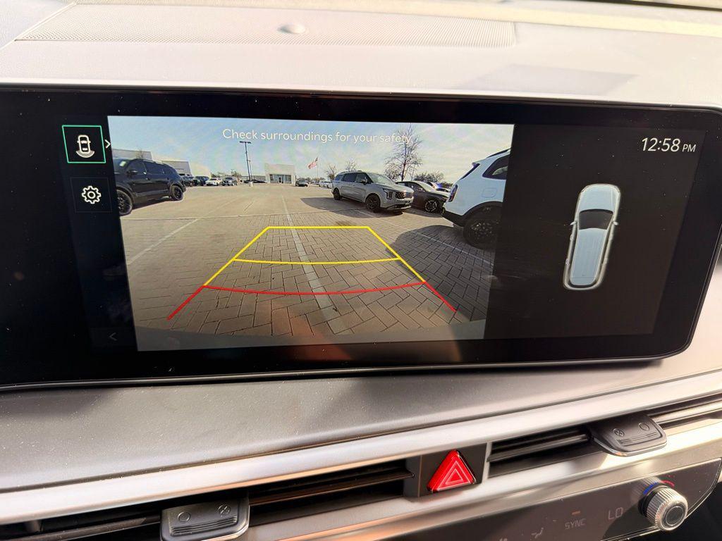 new 2026 Kia Sorento car, priced at $34,682