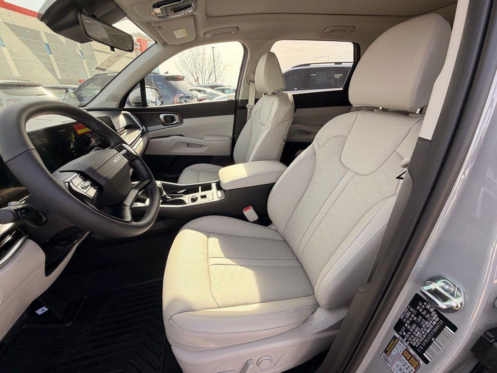 new 2026 Kia Sorento car, priced at $34,682