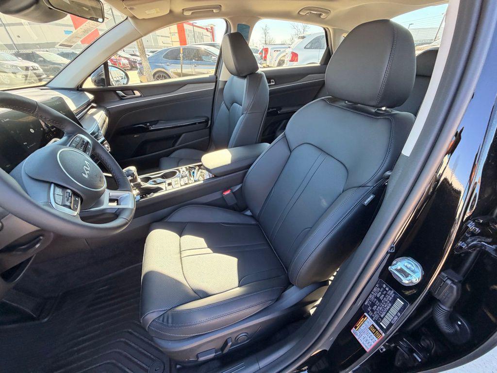 new 2026 Kia K5 car, priced at $33,533