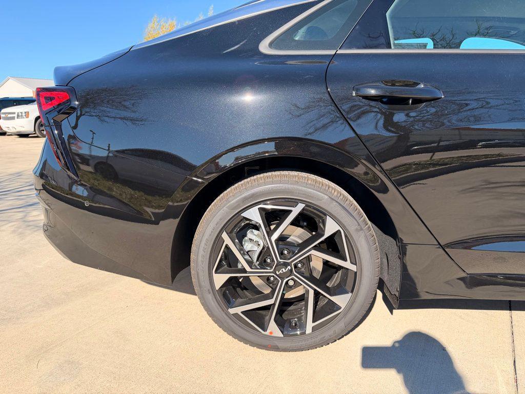 new 2026 Kia K5 car, priced at $33,533