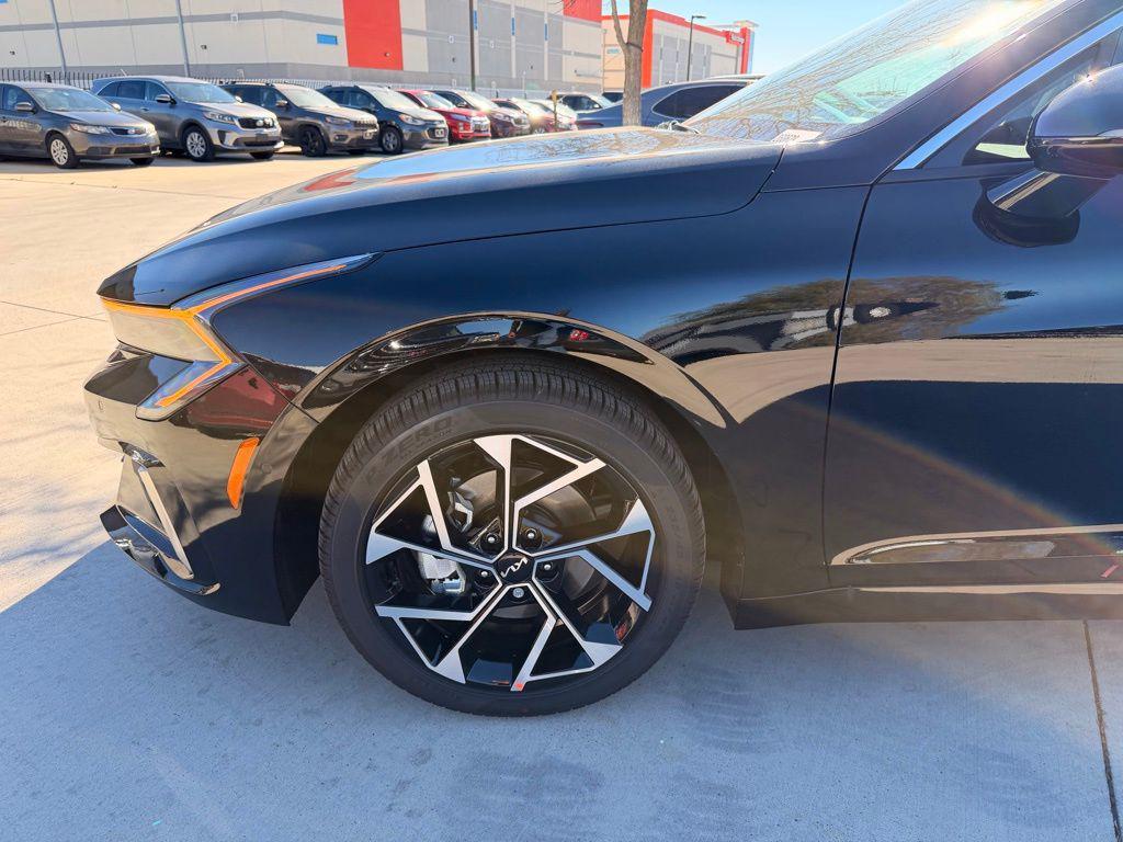 new 2026 Kia K5 car, priced at $33,533