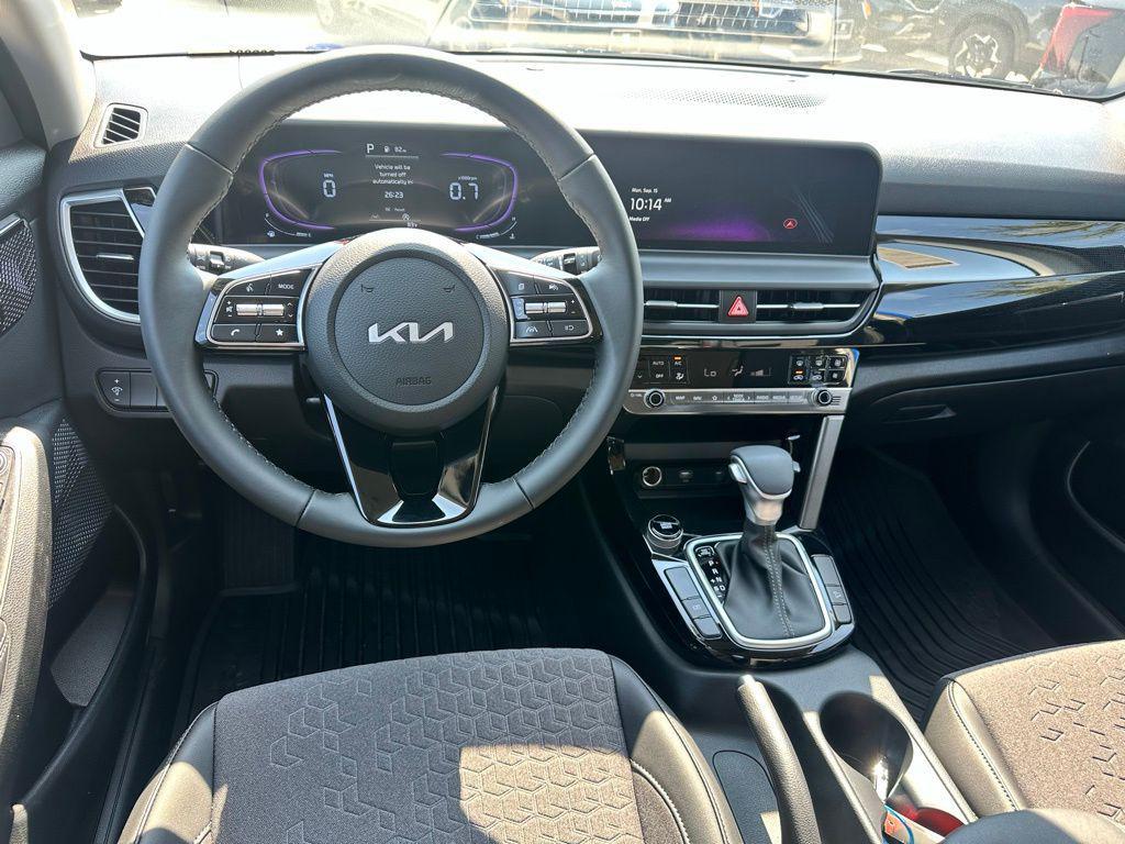new 2026 Kia Seltos car, priced at $25,256