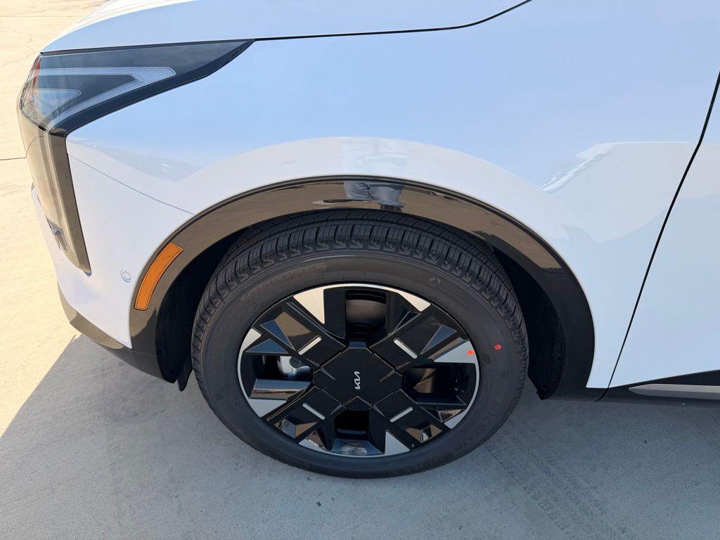 new 2026 Kia Sportage car, priced at $32,980